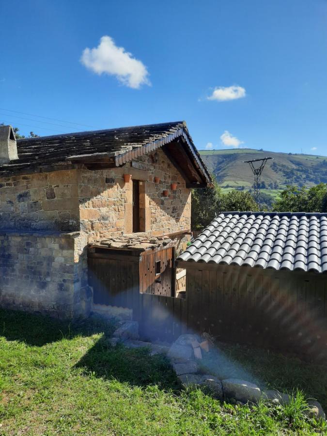 Cabana Pasiega La Quemada San Pedro Del Romeral Exterior foto